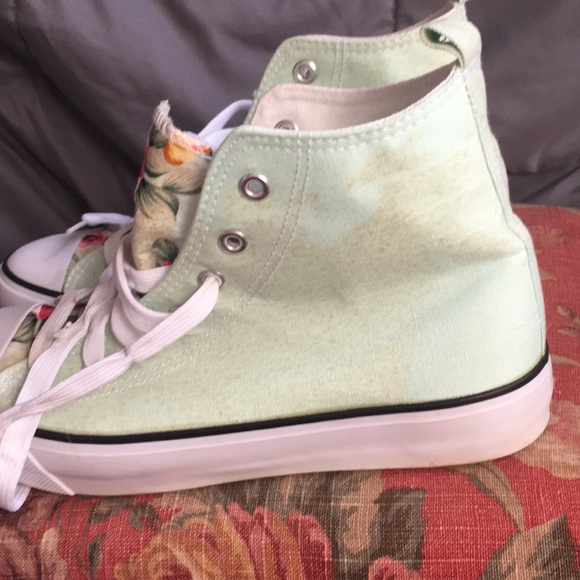 Epic step shoes - Picture 8 of 8